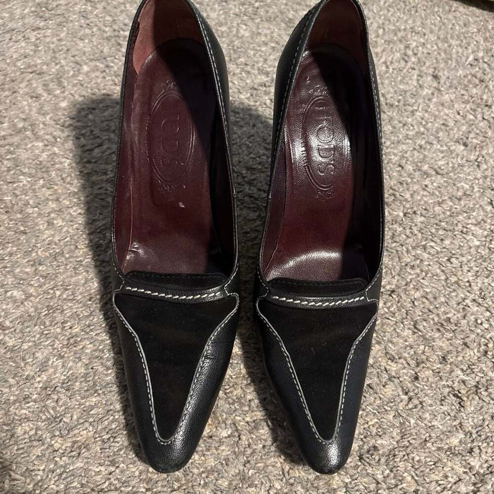 Tod's Black Leather and Suede Pointed Toe Kitten Heels